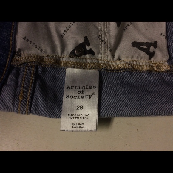 Articles of Society Karen Crop Cape - Picture 3 of 4